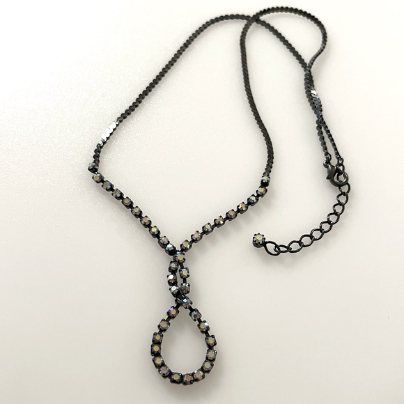 Vintage Iridescent Rhinestone Gunmetal Serpentine Chain Necklace - Picture 16 of 16